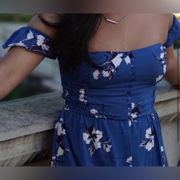 Lush Shorts Romper Jumpsuit blue floral print ruched top - Picture 2 of 8